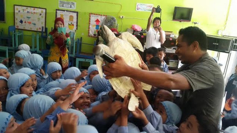 Ratusan Bocah TK-PAUD Belajar Mencintai Penyu