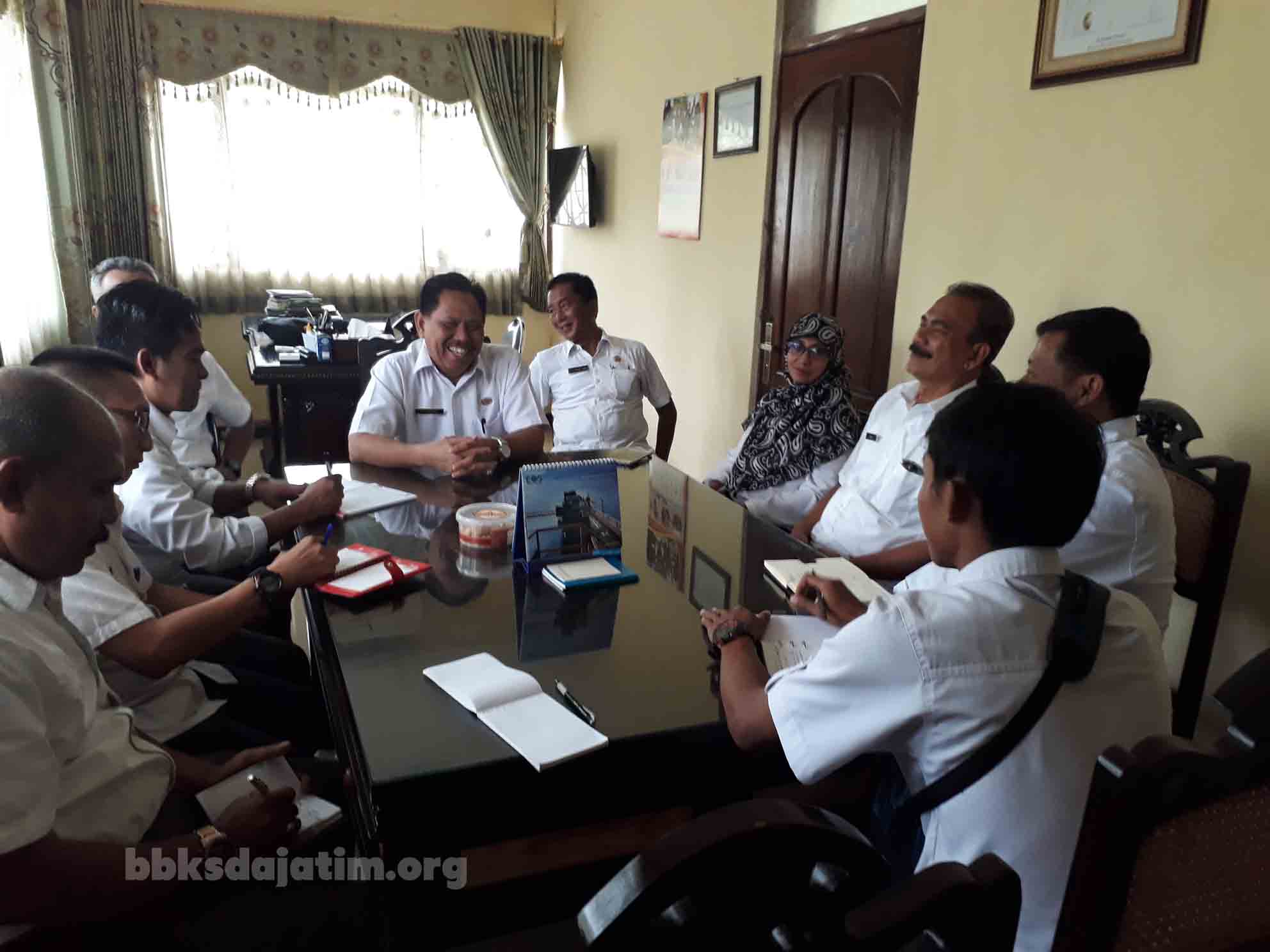 Pengelolaan Kakatua Masakambing (Tidak) Satu Kaki Lagi