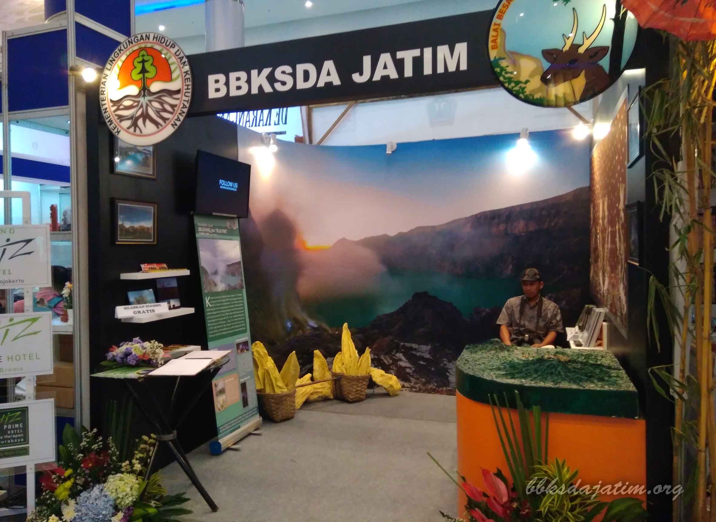Pesona Kawah Ijen Hadir Di Majapahit Travel Fair 2018