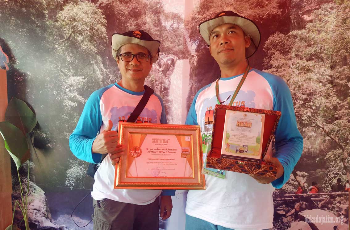 Hippam Tirtasari TWA. Gunung Baung Terima Penghargaan Pada Puncak HKAN