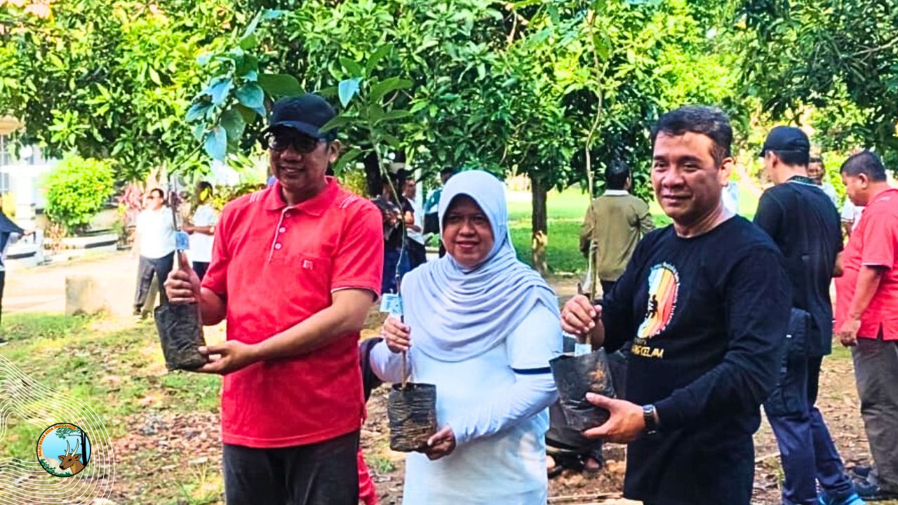 Solidaritas Rimbawan: Menanam Harapan, Menjaga Hutan untuk Masa Depan